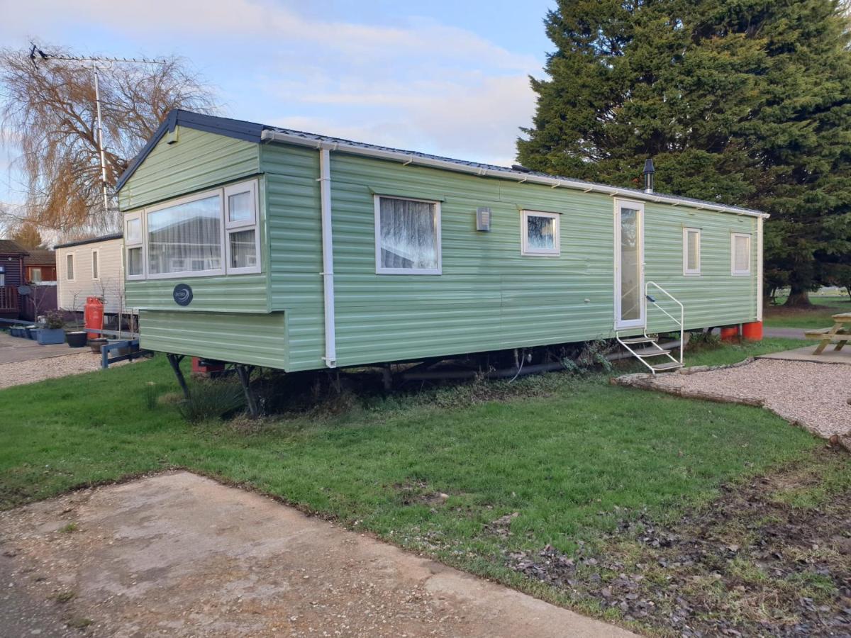 Lovely Static 8 Bed Caravanat At Billing Aquadrome Holiday home