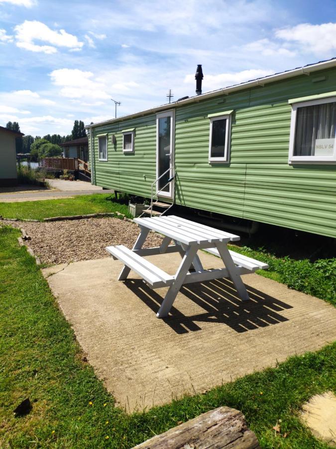 Holiday home Lovely Static 8 Bed Caravanat At Billing Aquadrome